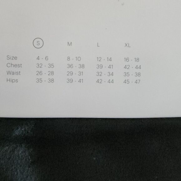 Wander By Hottotties Soft Black Velour Legging Small NWT - Picture 5 of 6